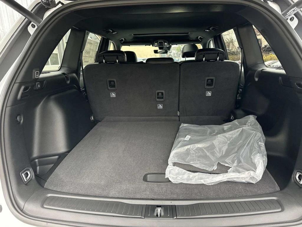 new 2025 Jeep Grand Cherokee car, priced at $35,419