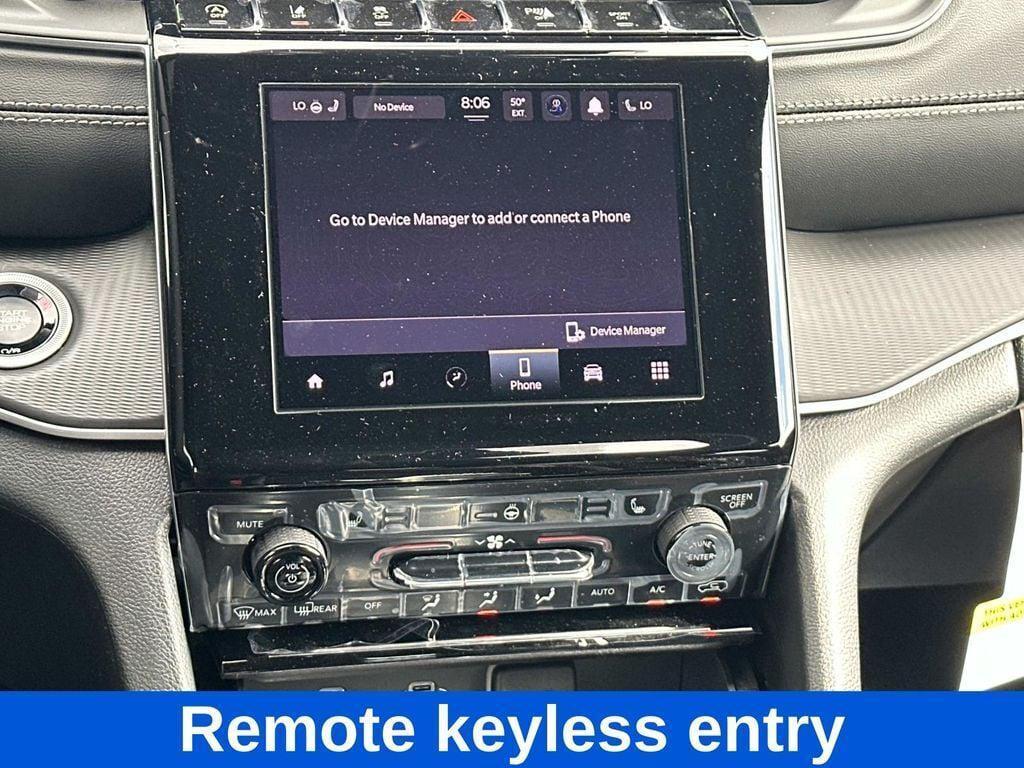 new 2025 Jeep Grand Cherokee car, priced at $34,669