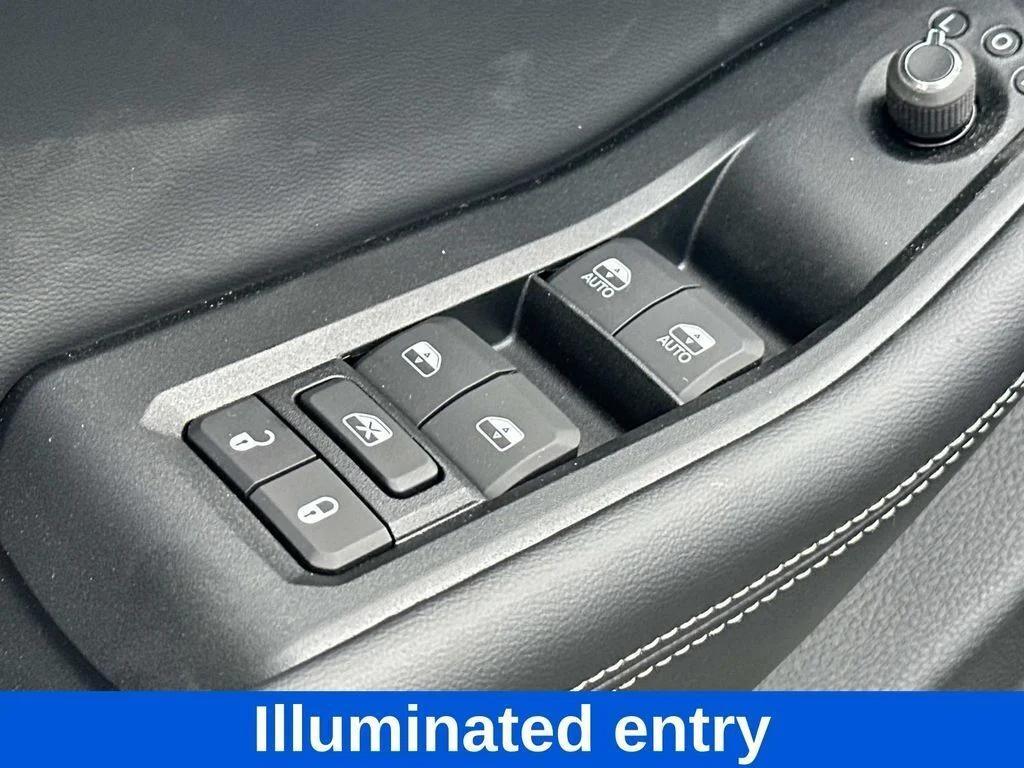 new 2025 Jeep Grand Cherokee car, priced at $34,669