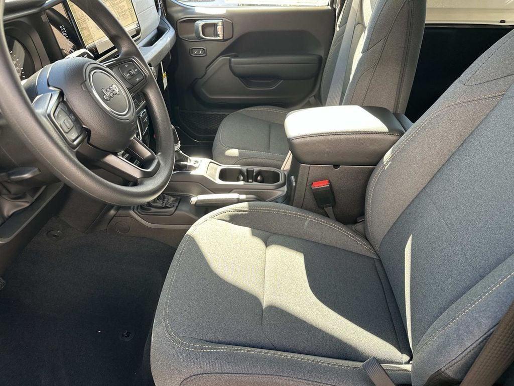 new 2026 Jeep Wrangler car, priced at $34,417