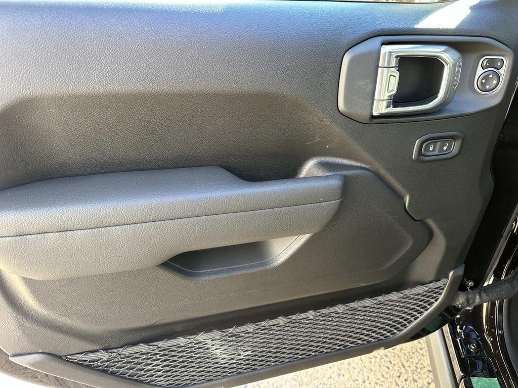 new 2026 Jeep Wrangler car, priced at $39,966