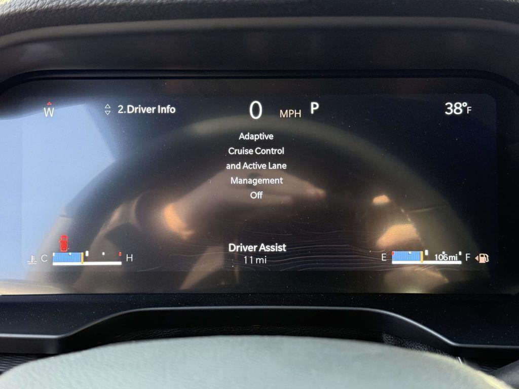 new 2025 Jeep Grand Cherokee car, priced at $37,205