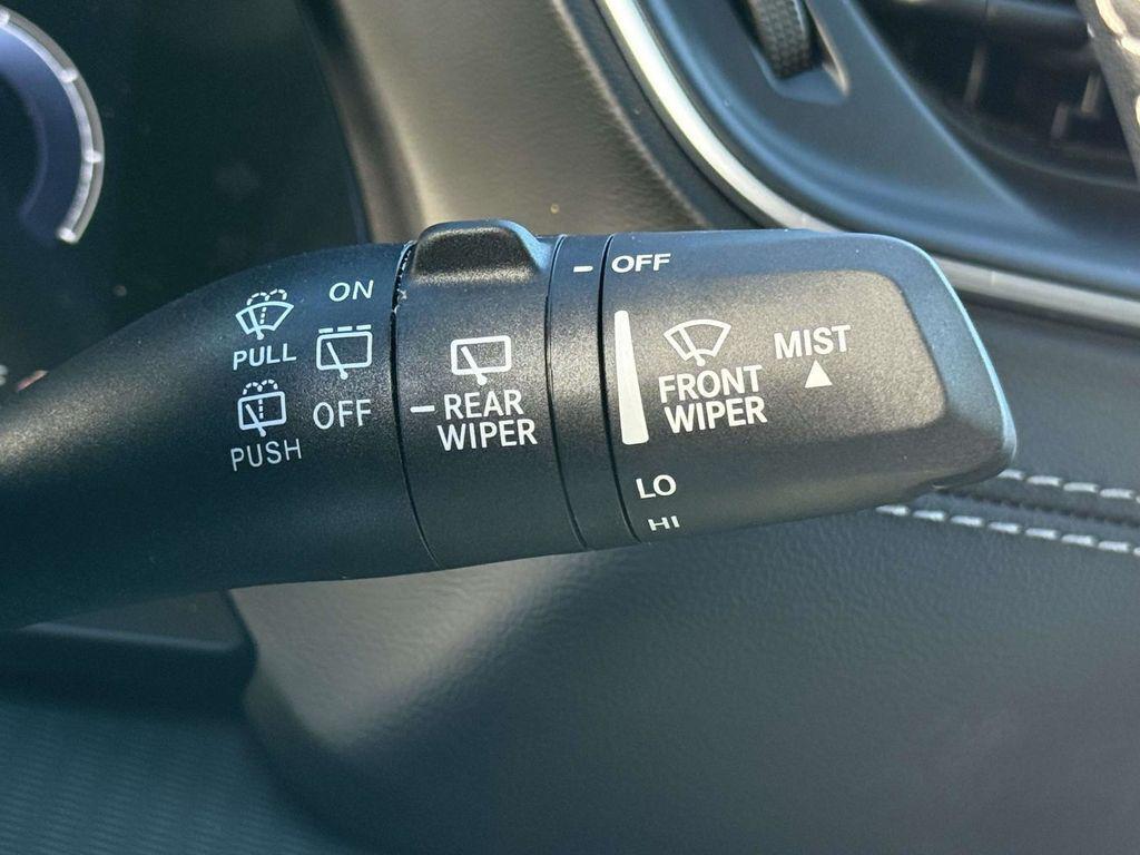 new 2025 Jeep Grand Cherokee L car, priced at $39,165