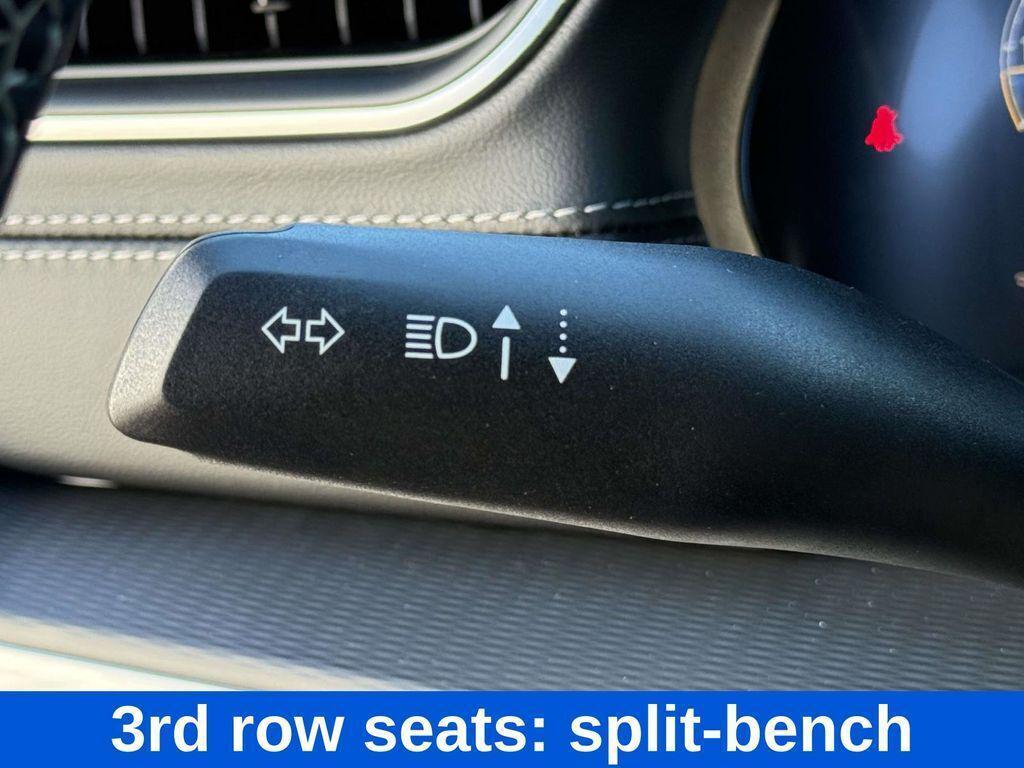 new 2025 Jeep Grand Cherokee L car, priced at $39,165