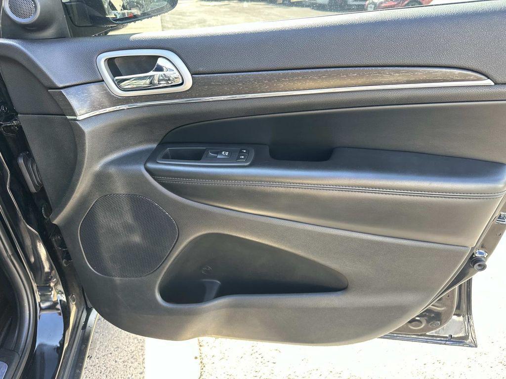 used 2018 Jeep Grand Cherokee car, priced at $17,994