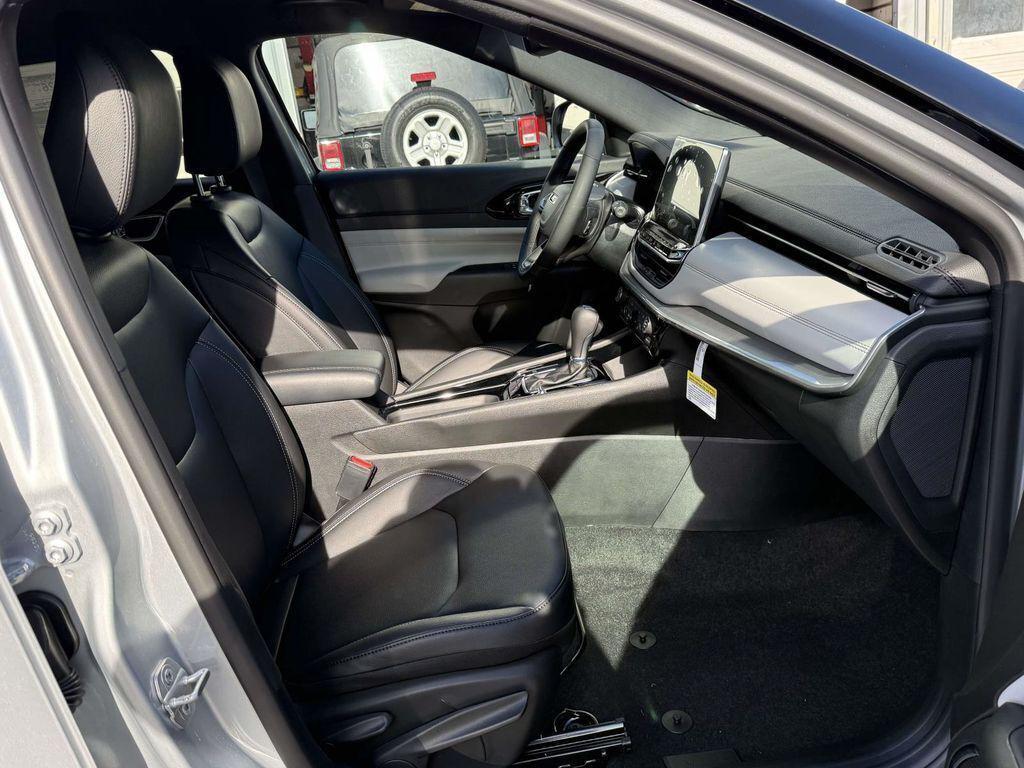 new 2026 Jeep Compass car, priced at $28,521