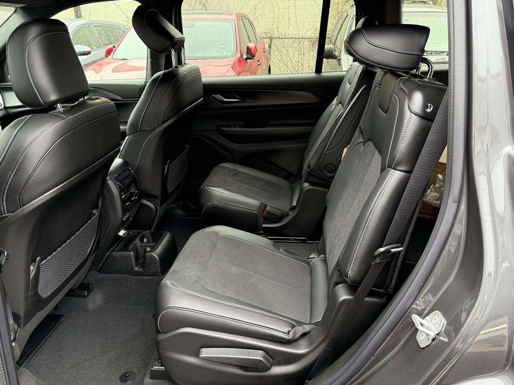 new 2025 Jeep Grand Cherokee L car, priced at $39,165