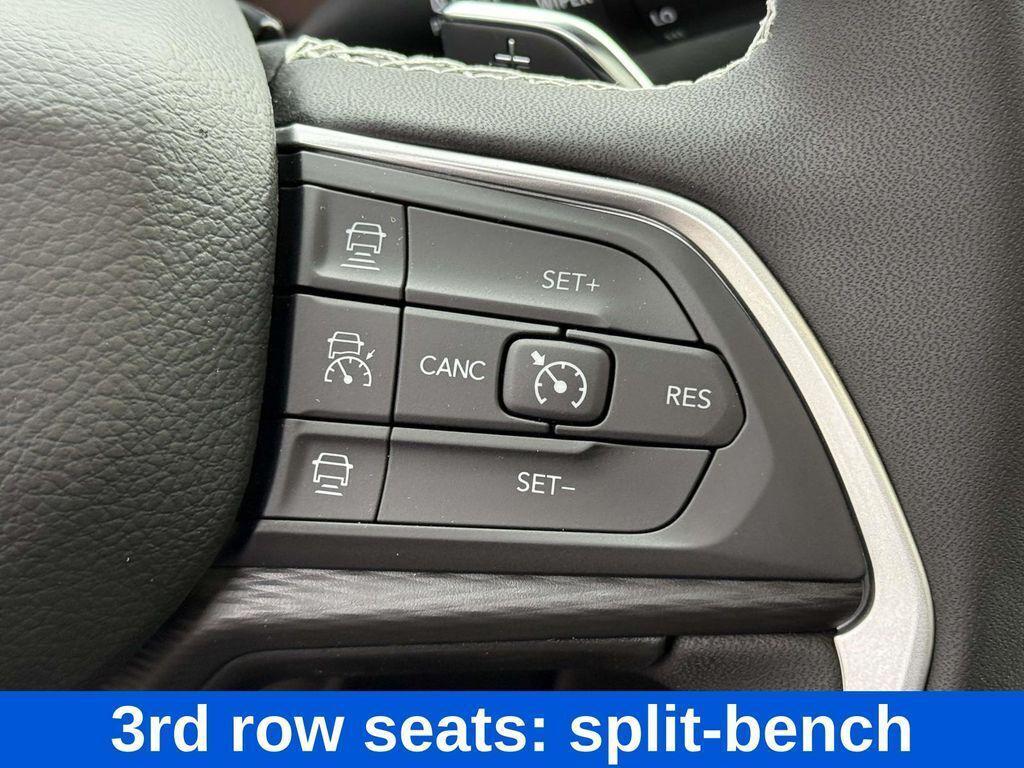 new 2025 Jeep Grand Cherokee L car, priced at $39,165