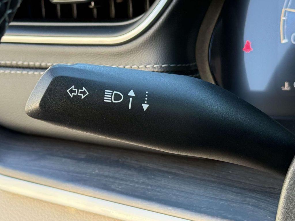 new 2025 Jeep Grand Cherokee L car, priced at $43,284