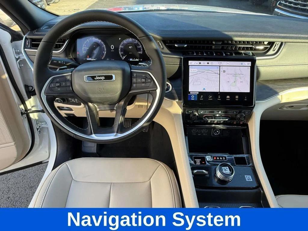 new 2025 Jeep Grand Cherokee L car, priced at $43,284