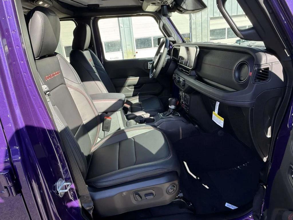 new 2026 Jeep Gladiator car, priced at $53,102