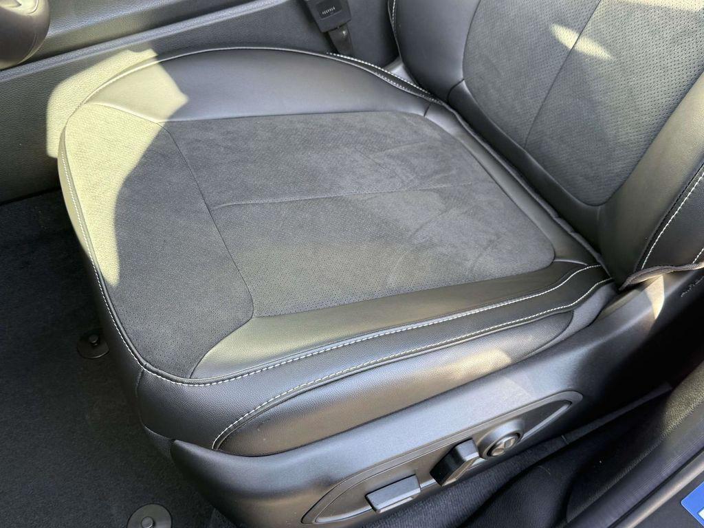 new 2025 Jeep Grand Cherokee car, priced at $37,205