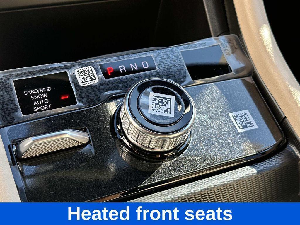 new 2025 Jeep Grand Cherokee car, priced at $42,219