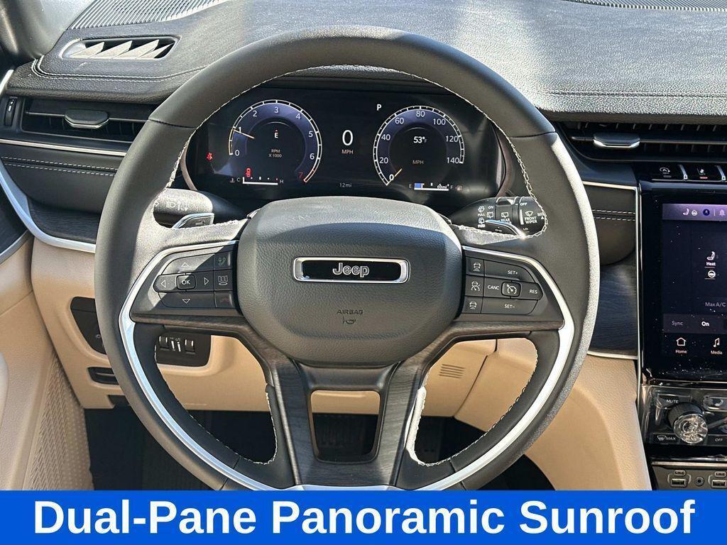new 2025 Jeep Grand Cherokee car, priced at $42,219