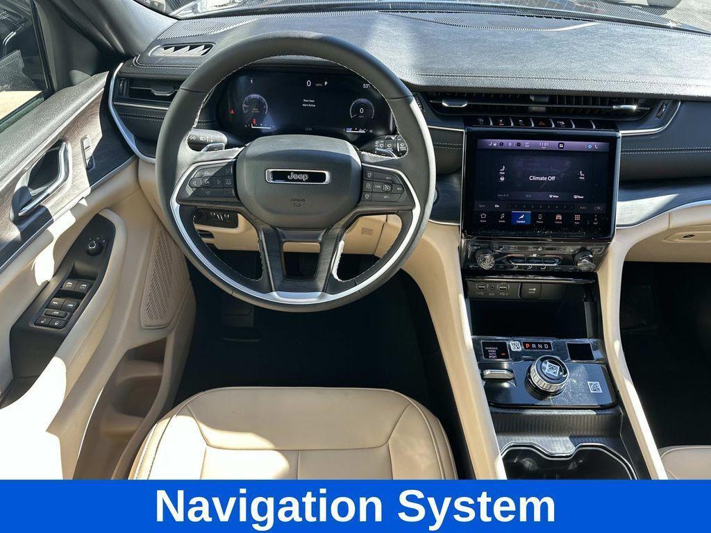 new 2025 Jeep Grand Cherokee car, priced at $42,219