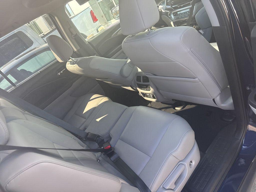 used 2019 Honda Pilot car, priced at $23,995
