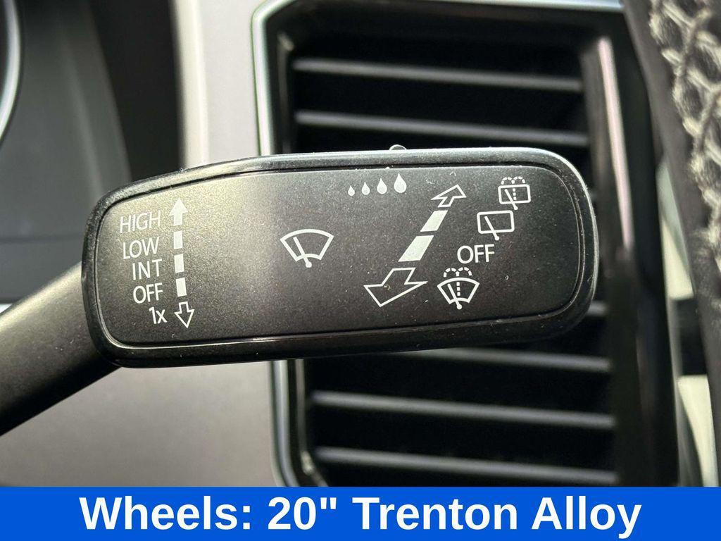 used 2018 Volkswagen Atlas car, priced at $13,495