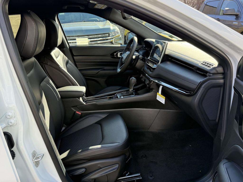 new 2026 Jeep Compass car, priced at $24,526