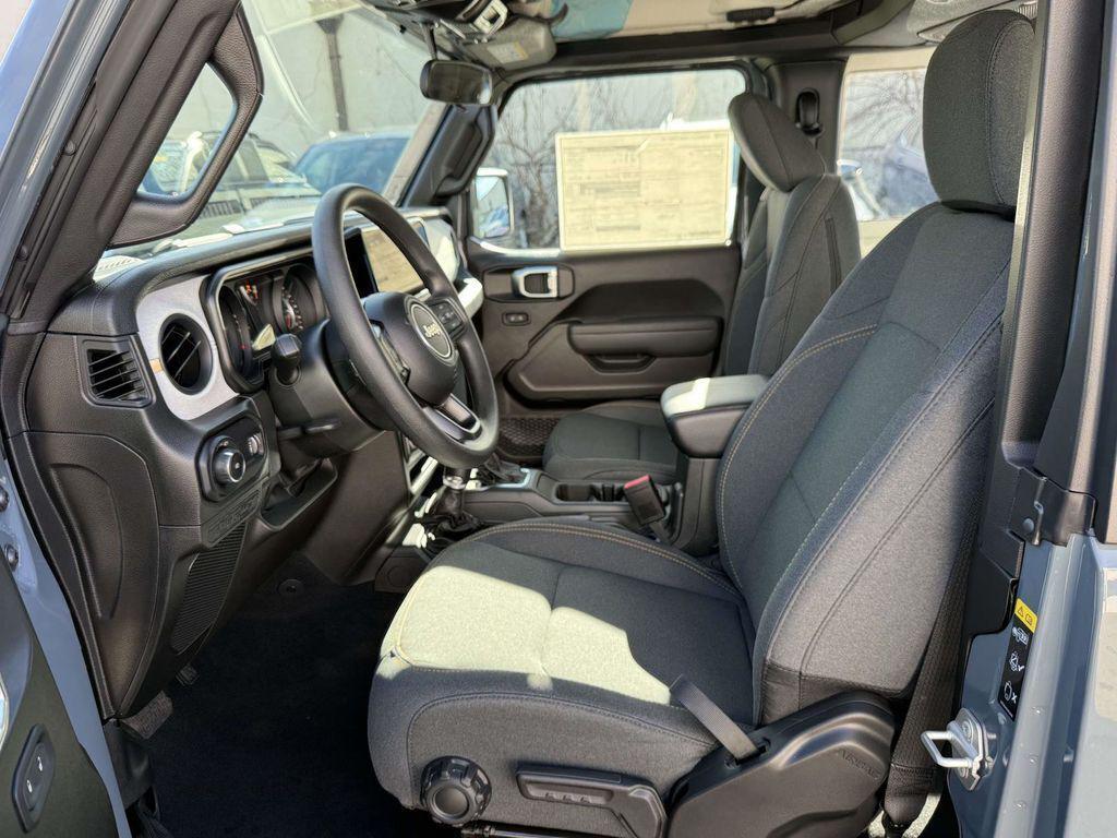 new 2026 Jeep Wrangler car, priced at $35,370