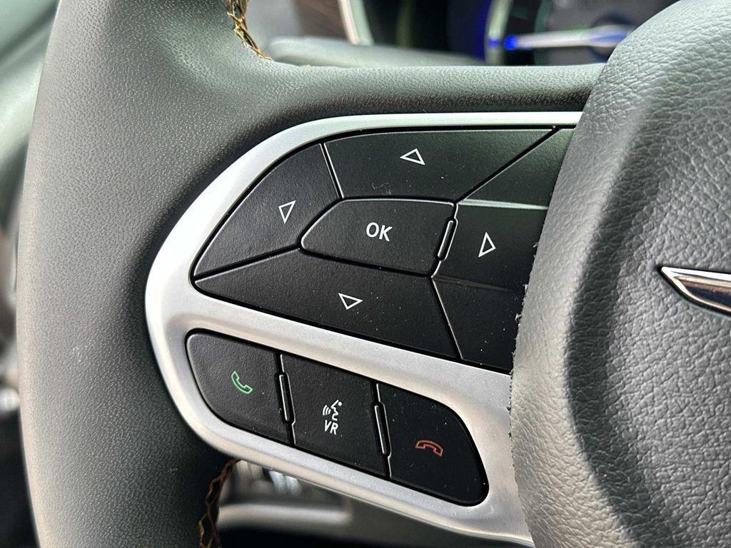 used 2023 Chrysler Pacifica car, priced at $35,995