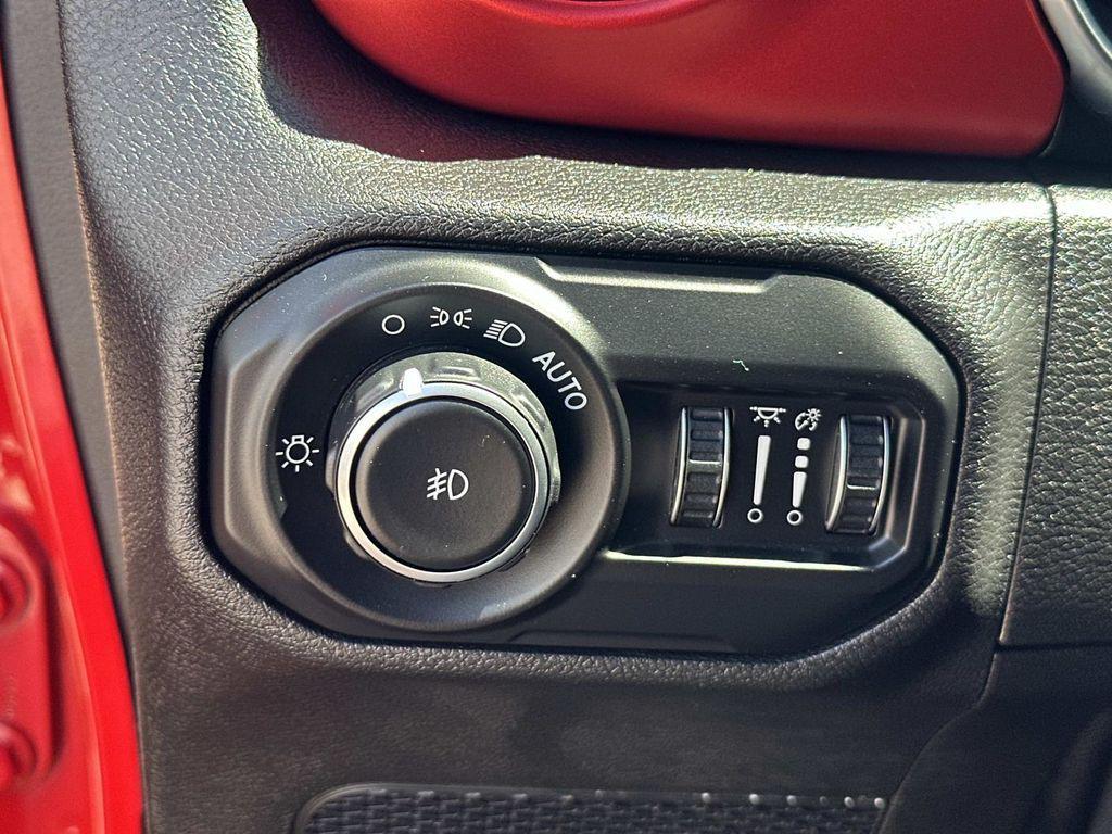 used 2021 Jeep Wrangler Unlimited car, priced at $34,000