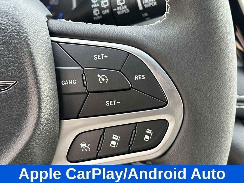 new 2026 Chrysler Pacifica car, priced at $40,943