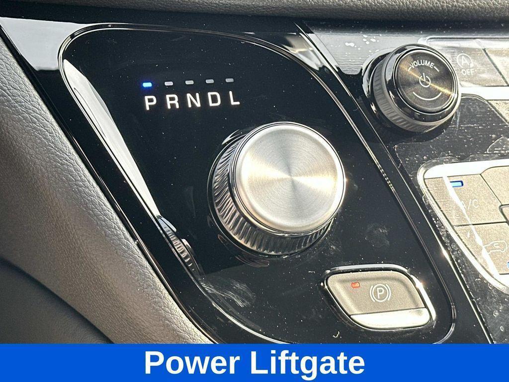 new 2026 Chrysler Pacifica car, priced at $40,443