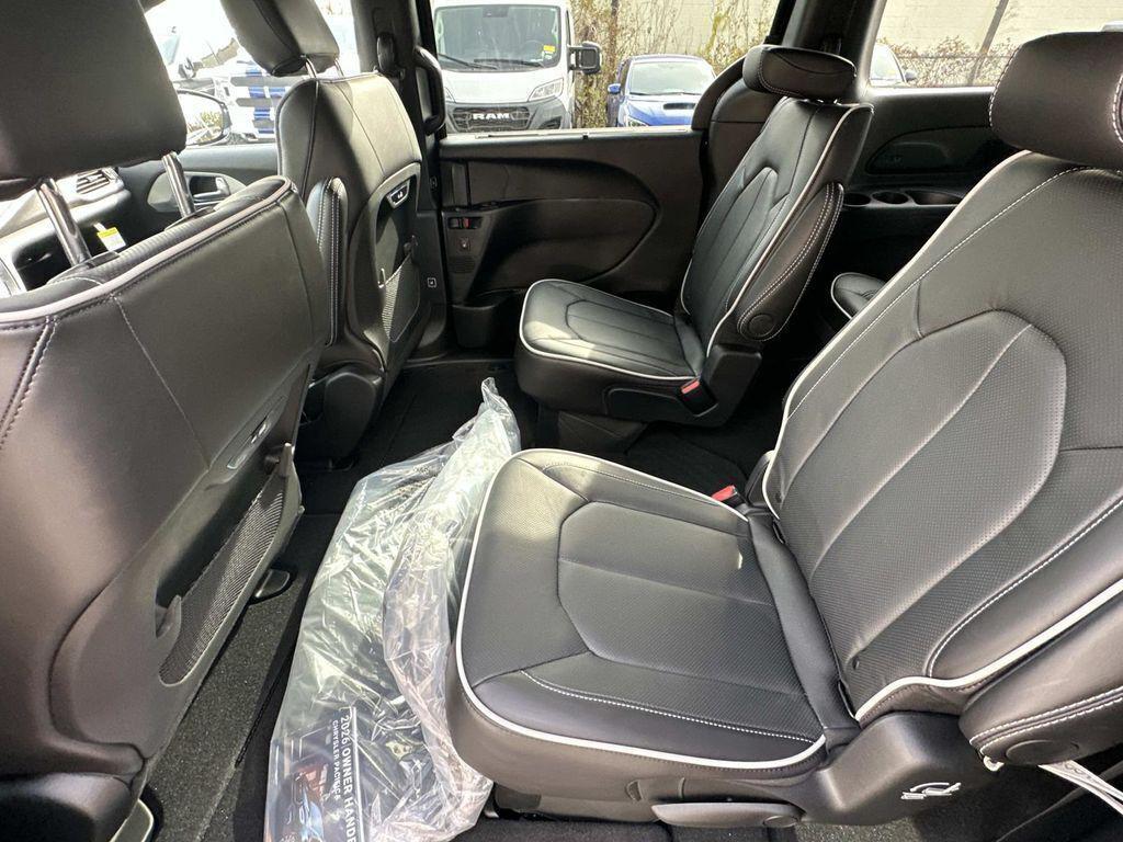 new 2026 Chrysler Pacifica car, priced at $40,443