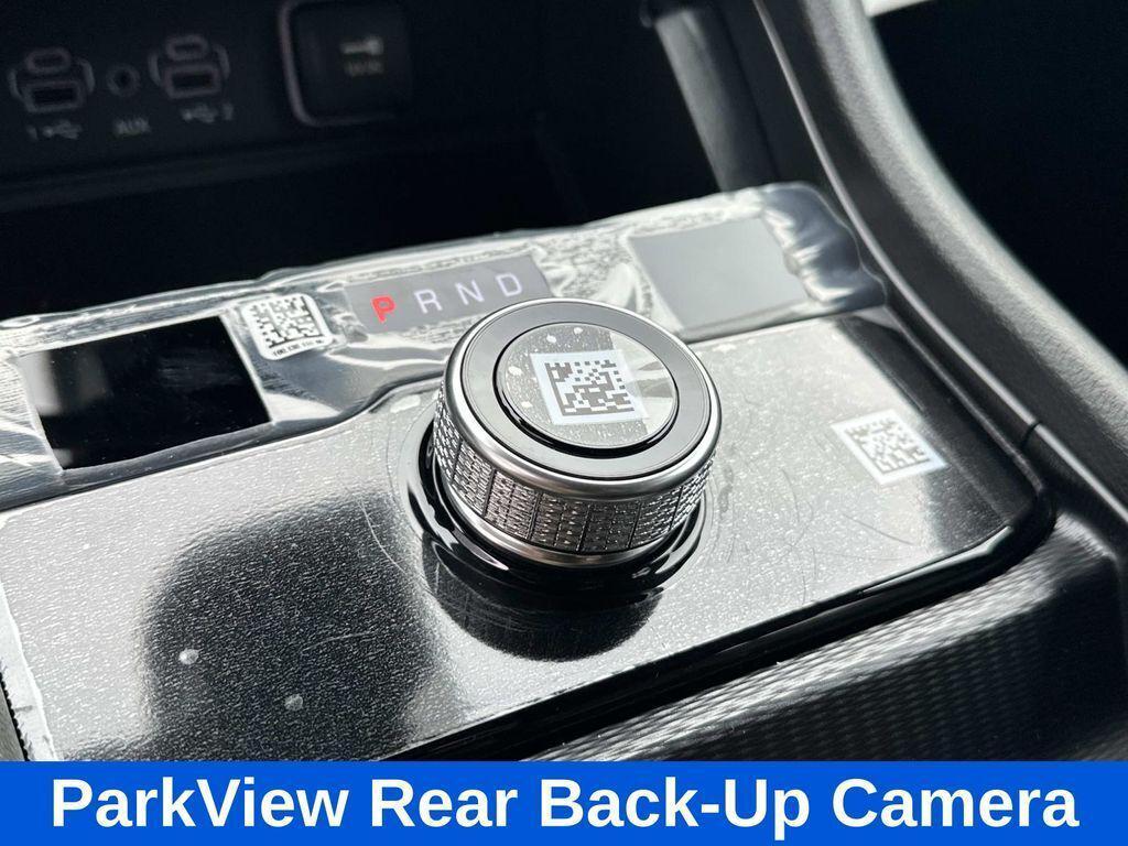 new 2025 Jeep Grand Cherokee car, priced at $37,205