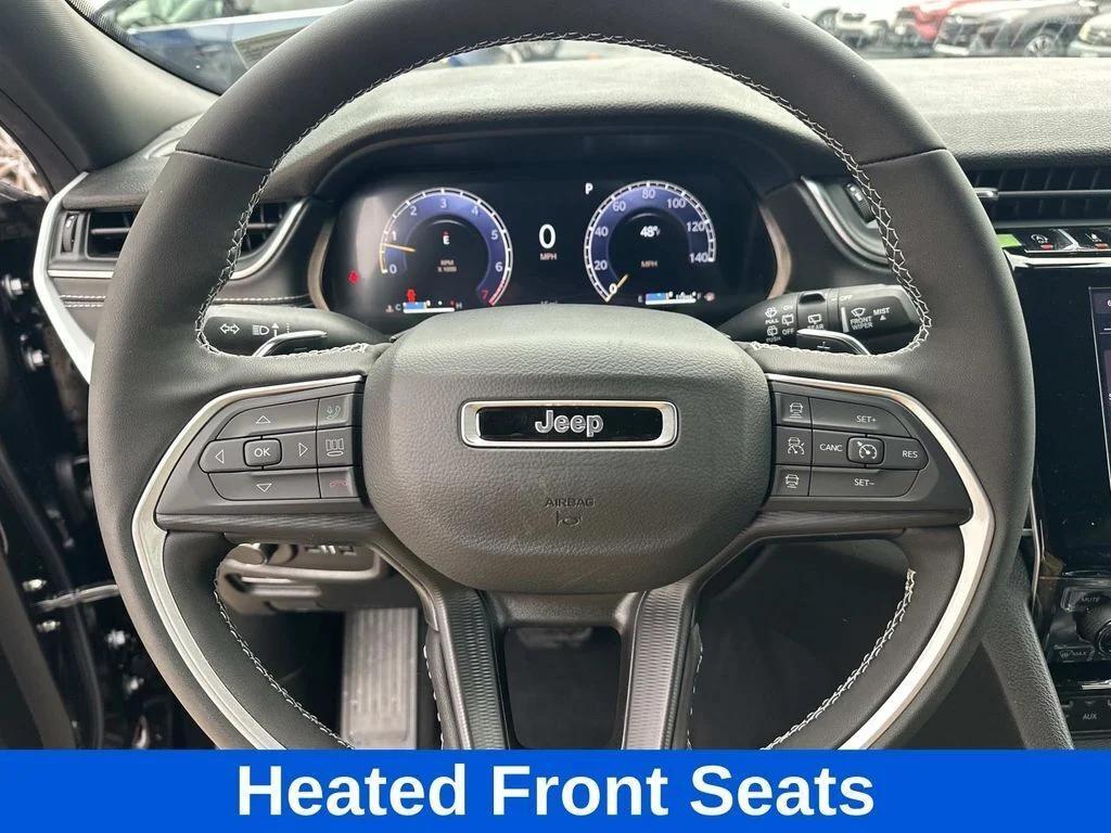 new 2025 Jeep Grand Cherokee car, priced at $37,205