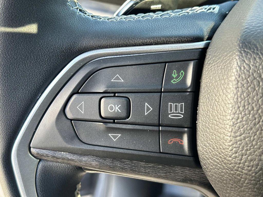 used 2025 Jeep Grand Cherokee L car