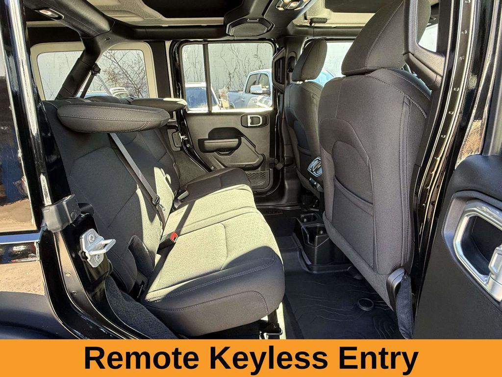 used 2022 Jeep Wrangler Unlimited car, priced at $38,500