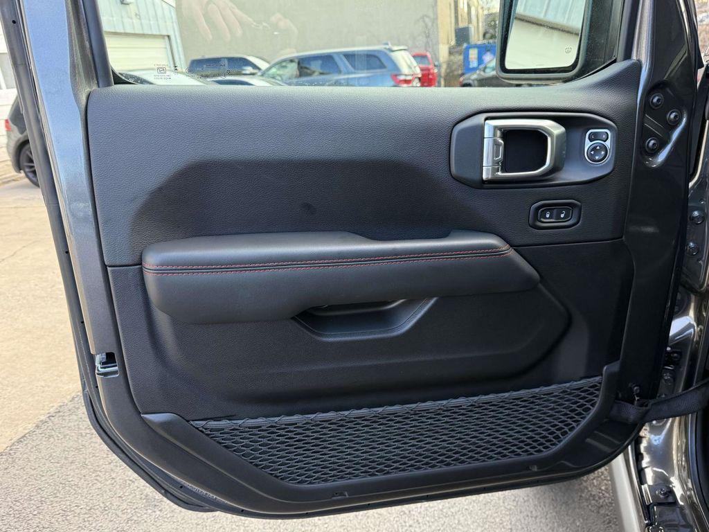 new 2026 Jeep Gladiator car, priced at $56,127