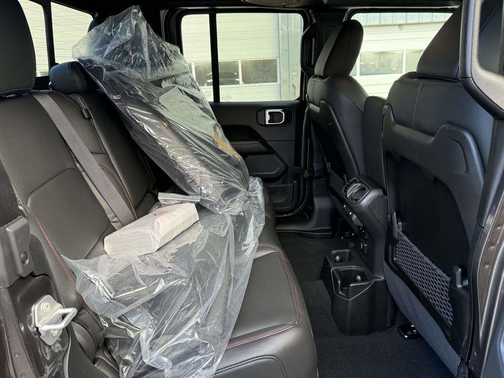 new 2026 Jeep Gladiator car, priced at $56,127