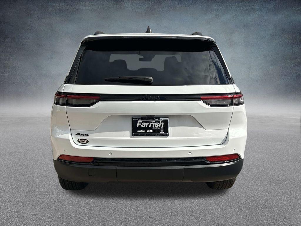 new 2025 Jeep Grand Cherokee car, priced at $36,669