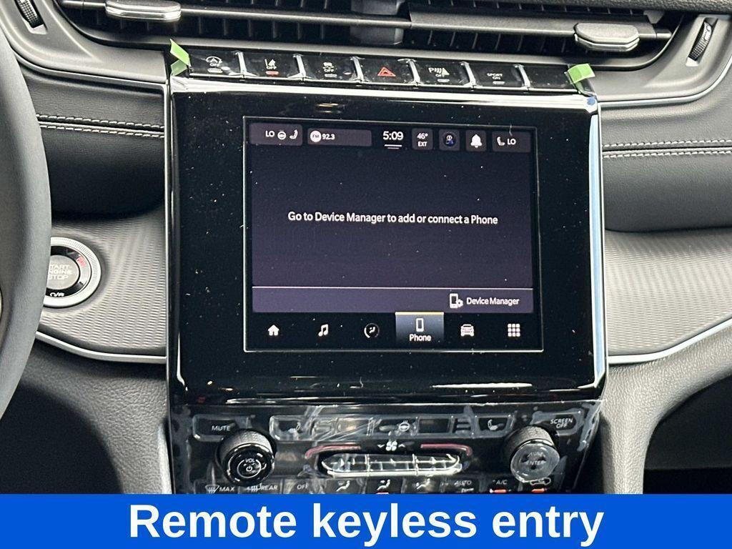 new 2025 Jeep Grand Cherokee car, priced at $35,205