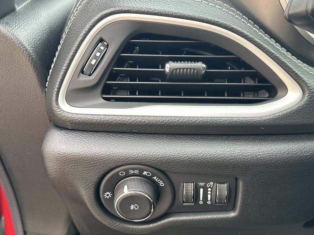 new 2026 Chrysler Pacifica car, priced at $40,961