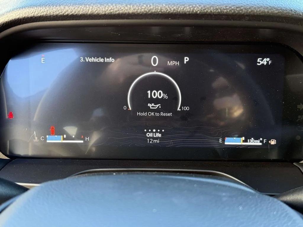 new 2025 Jeep Grand Cherokee car, priced at $37,205