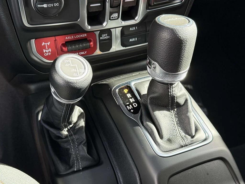 new 2026 Jeep Gladiator car, priced at $46,212