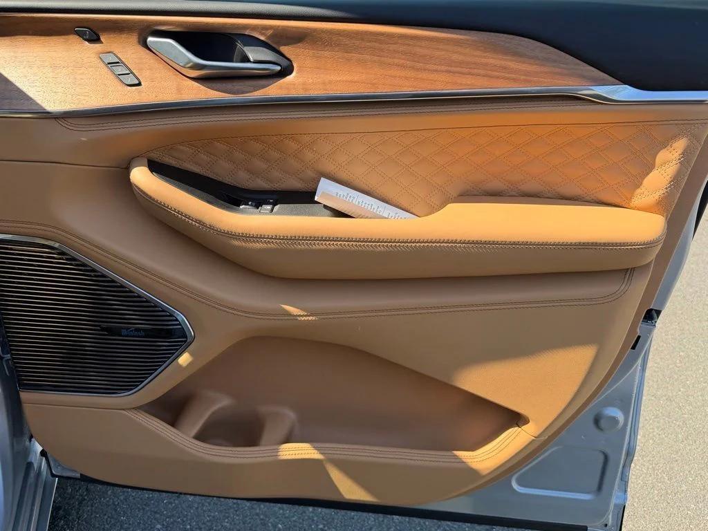 new 2026 Jeep Grand Cherokee car, priced at $56,953