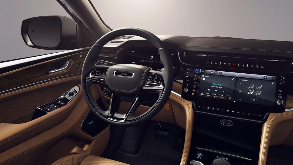 new 2026 Jeep Grand Cherokee car, priced at $56,054