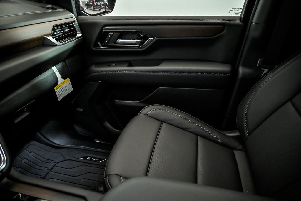 new 2026 GMC Yukon XL car, priced at $93,604