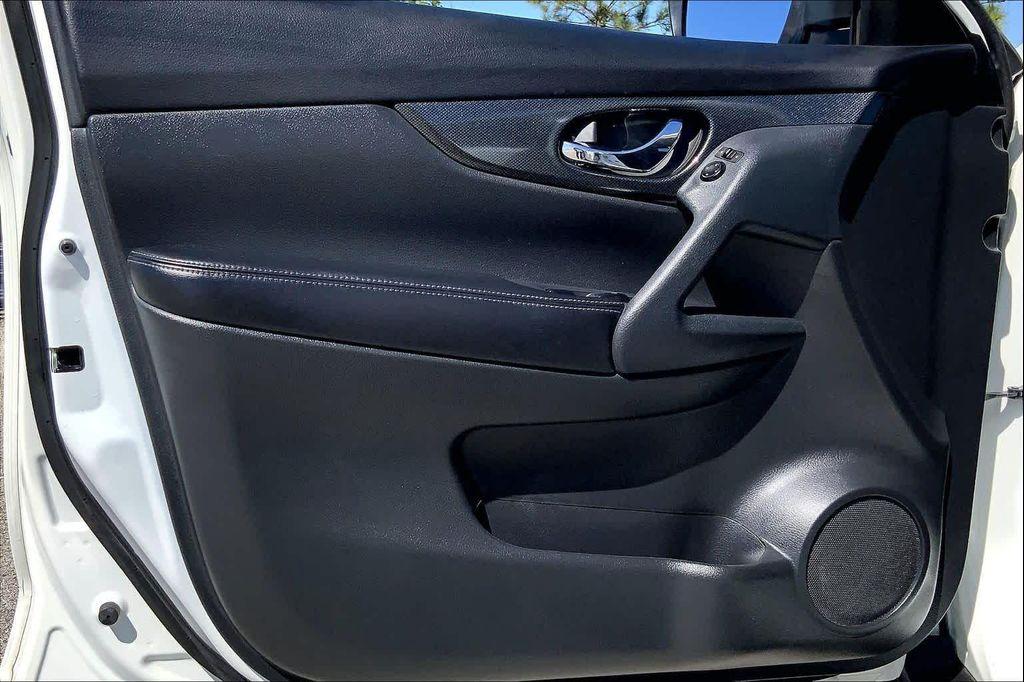 used 2016 Nissan Rogue car, priced at $14,525