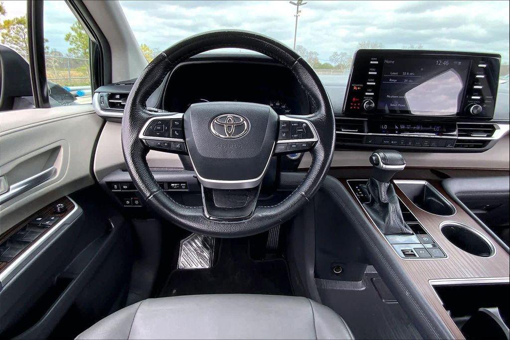 used 2022 Toyota Sienna car, priced at $31,994
