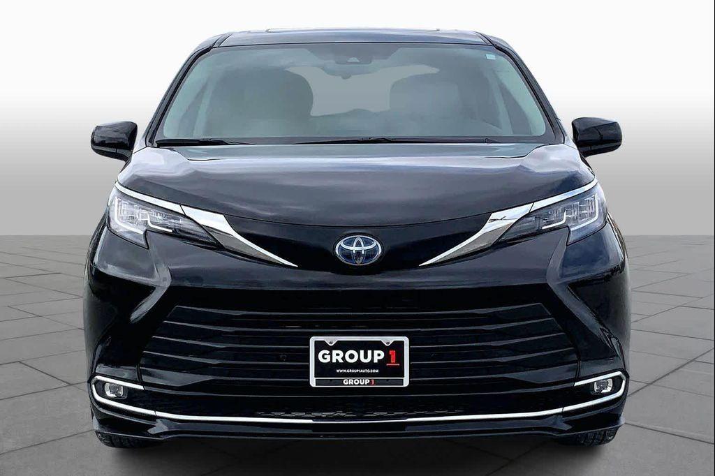 used 2022 Toyota Sienna car, priced at $31,994
