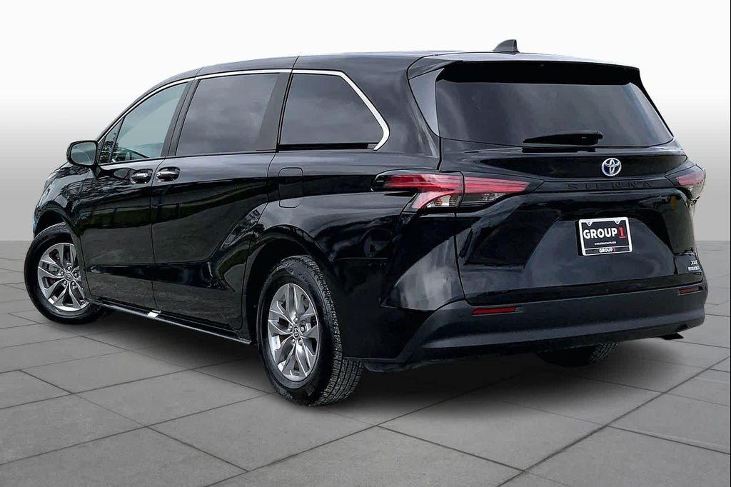 used 2022 Toyota Sienna car, priced at $31,994