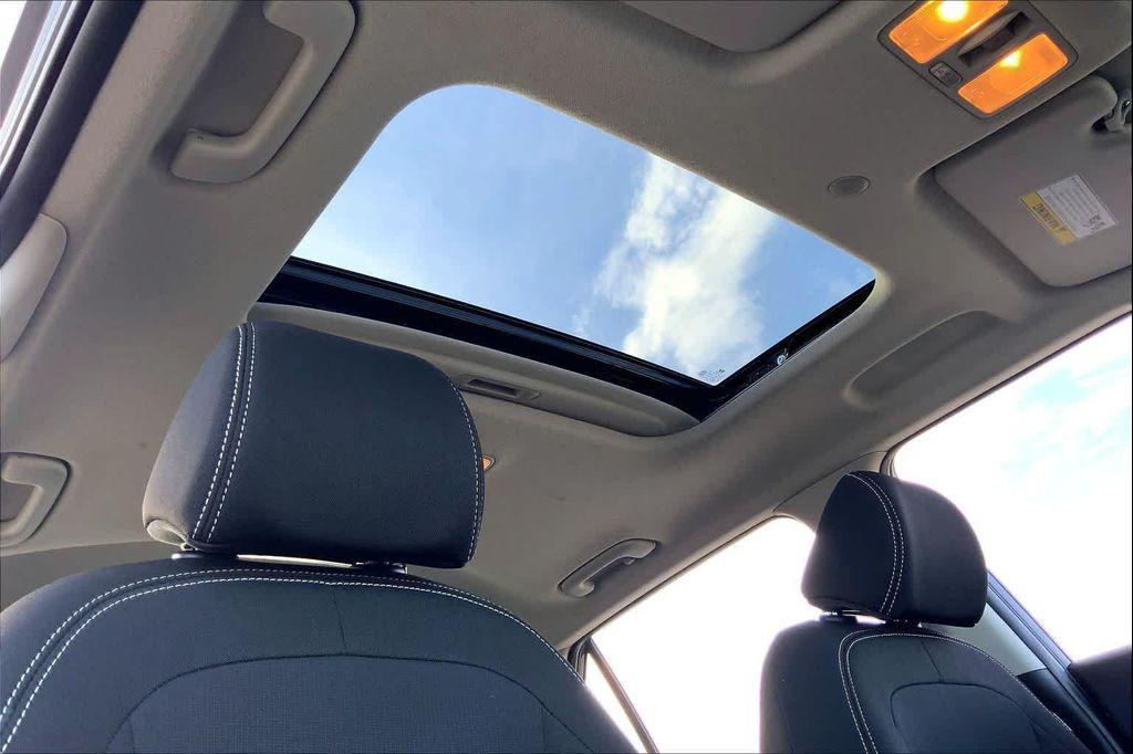 used 2025 Hyundai Venue car, priced at $17,987