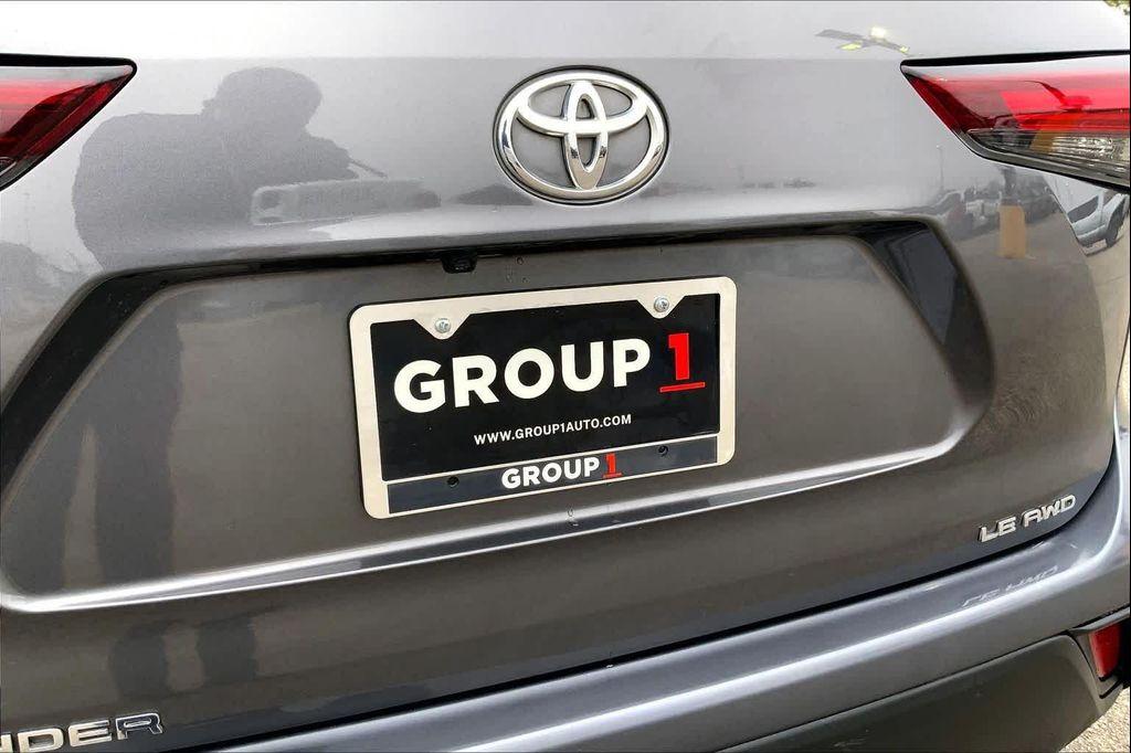 used 2024 Toyota Highlander car, priced at $31,700