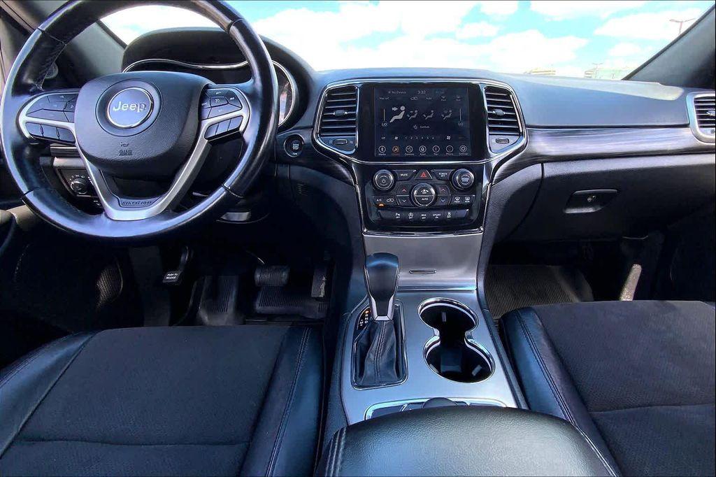 used 2022 Jeep Grand Cherokee car, priced at $27,219