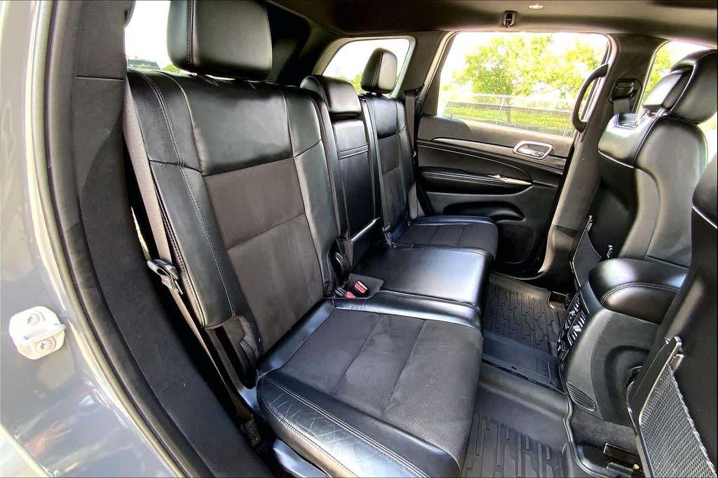 used 2022 Jeep Grand Cherokee car, priced at $27,219
